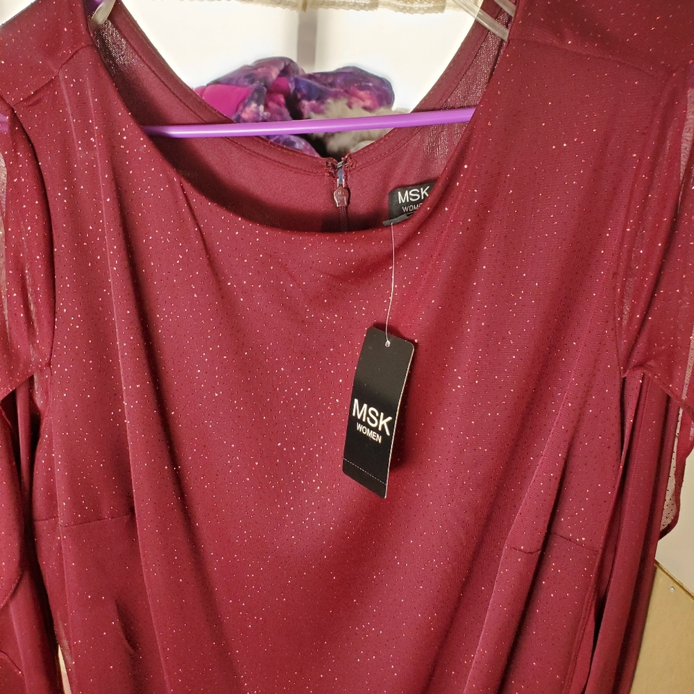 Dress - Picture 3 of 7